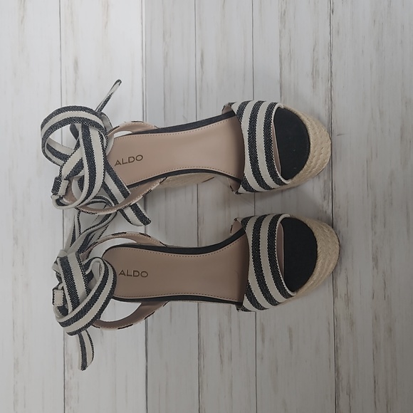 ALDO Anilmalia wedge sandal - Picture 2 of 11